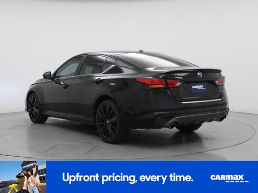2022 Nissan Altima SR