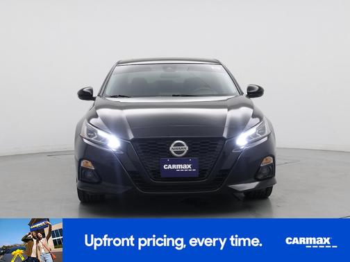 2022 Nissan Altima SR