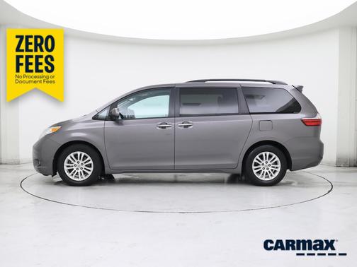 Silver 2015 Toyota Sienna XLE