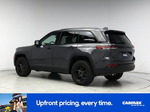 Gray 2025 Jeep Grand Cherokee Altitude X