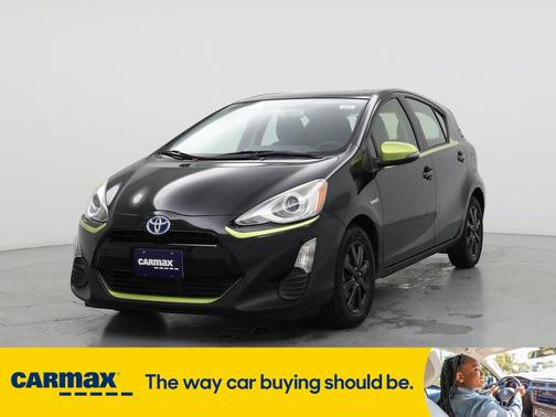 2016 Toyota Prius c Persona Series