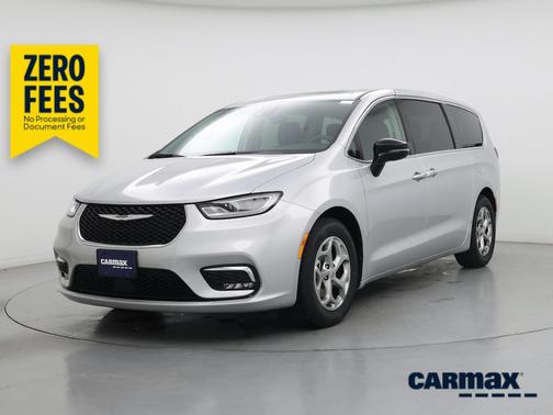 Silver 2024 Chrysler Pacifica Limited