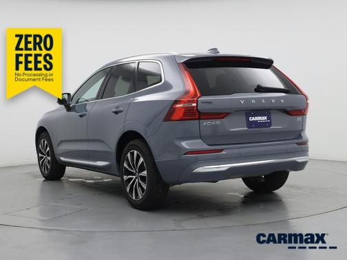 Blue 2023 Volvo XC60 B5 Plus Bright Theme