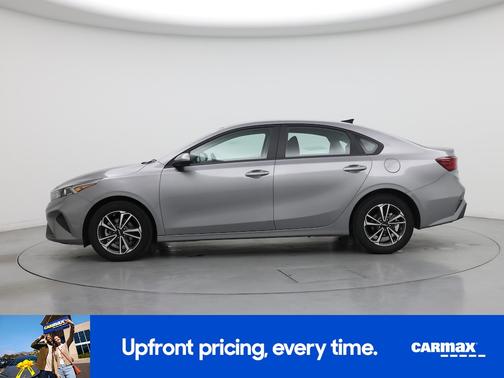 Gray 2024 Kia Forte LXS