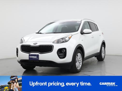 White 2018 Kia Sportage LX