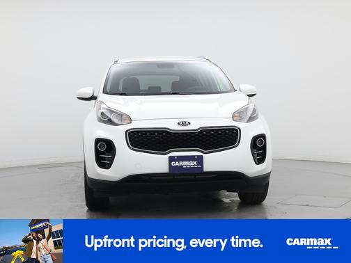 White 2018 Kia Sportage LX