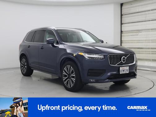 2021 Volvo XC90 T6 Momentum