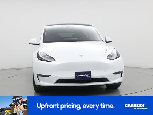 White 2025 Tesla Model Y Performance