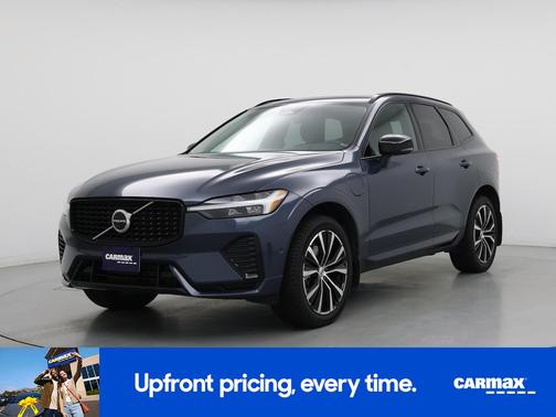 2023 Volvo XC60 Recharge Plug-In Hybrid T8 Plus Dark Theme