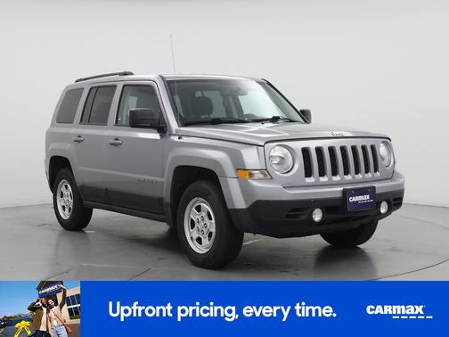 Silver 2016 Jeep Patriot Sport