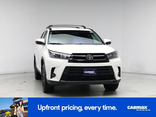2019 Toyota Highlander SE