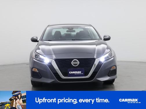 2022 Nissan Altima SV