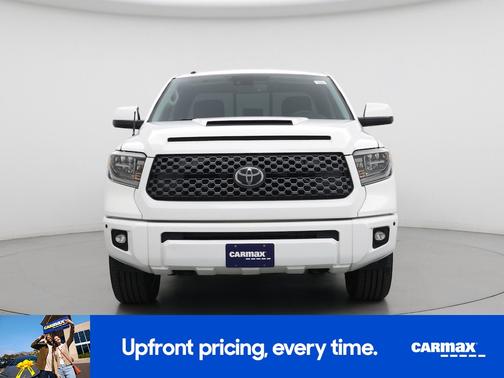 White 2018 Toyota Tundra SR5