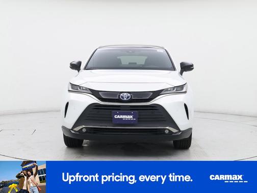 White 2023 Toyota Venza Nightshade