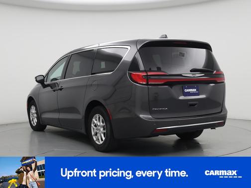 Gray 2023 Chrysler Pacifica Touring L
