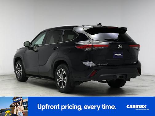 Black 2023 Toyota Highlander Limited
