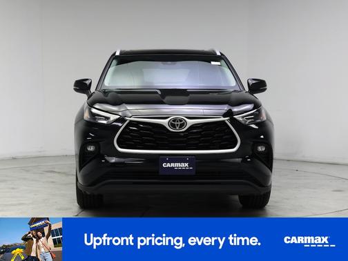 Black 2023 Toyota Highlander Limited