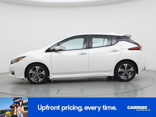 White 2022 Nissan Leaf SV
