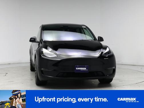 Black 2025 Tesla Model Y Long Range