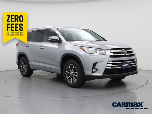 Silver 2017 Toyota Highlander XLE