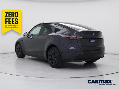Gray 2025 Tesla Model Y Long Range