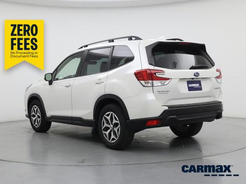 White 2022 Subaru Forester Premium