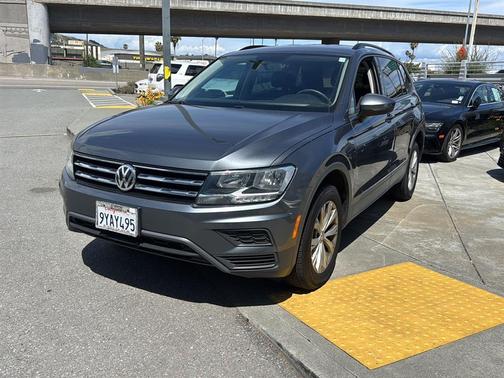 Platinum Gray Metallic 2019 Volkswagen Tiguan 2.0T S 4MOTION