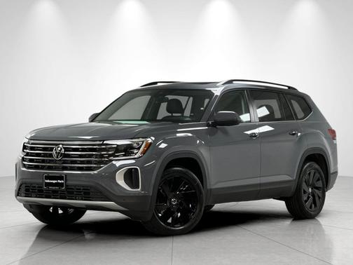 Pure Gray 2026 Volkswagen Atlas 2.0T SE w/Technology 4MOTION