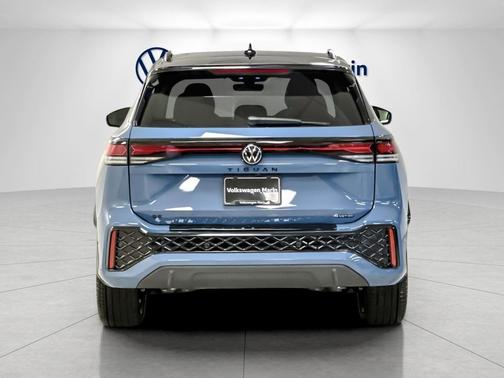 2026 Volkswagen Tiguan 2.0T SE R-Line Black 4MOTION