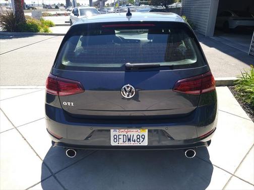 2018 Volkswagen Golf GTI 2.0T S 4-Door