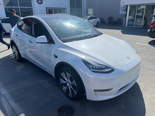 2021 Tesla Model Y Long Range Dual Motor All-Wheel Drive