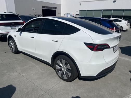 2021 Tesla Model Y Long Range Dual Motor All-Wheel Drive