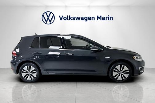 2019 Volkswagen e-Golf SE
