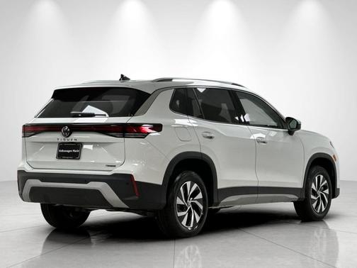 Pure White 2026 Volkswagen Tiguan 2.0T S