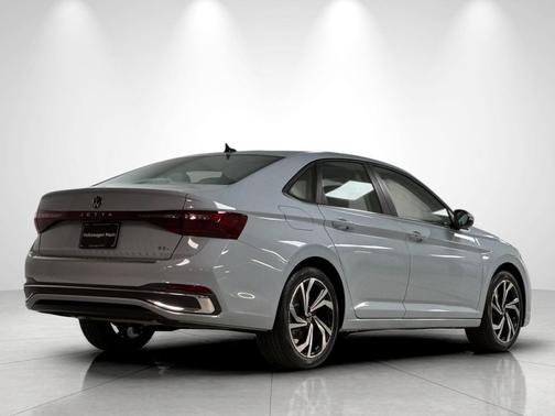 Monument Gray 2026 Volkswagen Jetta 1.4T SEL