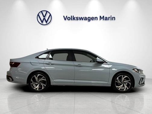Monument Gray 2026 Volkswagen Jetta 1.4T SEL