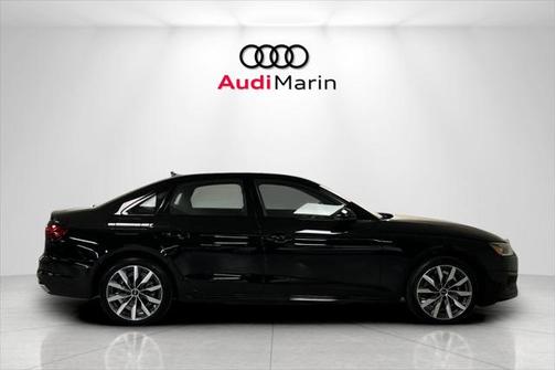 2022 Audi A4 40 Premium Plus