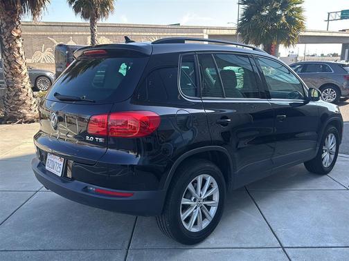 2015 Volkswagen Tiguan Auto SE