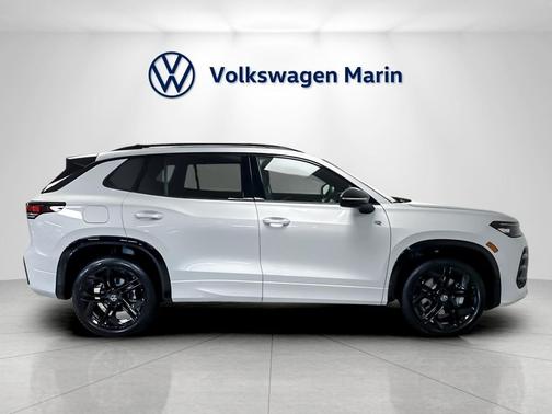 2026 Volkswagen Tiguan 2.0T SE R-Line Black 4MOTION