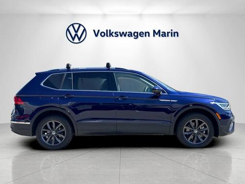 Atlantic Blue Metallic 2023 Volkswagen Tiguan 2.0T SE