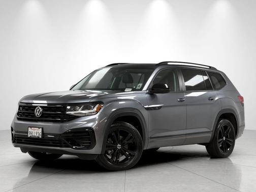 Platinum Gray Metallic 2023 Volkswagen Atlas 3.6L SEL