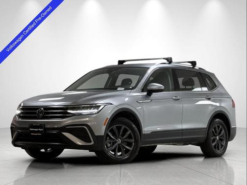 Pyrite Silver Metallic 2023 Volkswagen Tiguan 2.0T SE