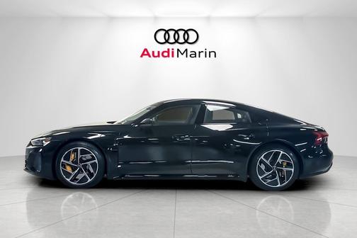 2023 Audi RS e-tron GT quattro