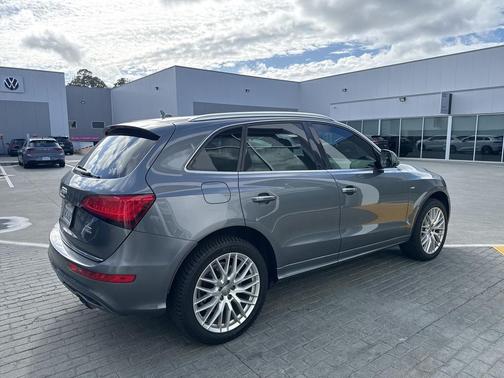 2017 Audi Q5 2.0T Premium Plus