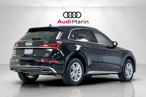 2022 Audi Q5 45 S line Premium