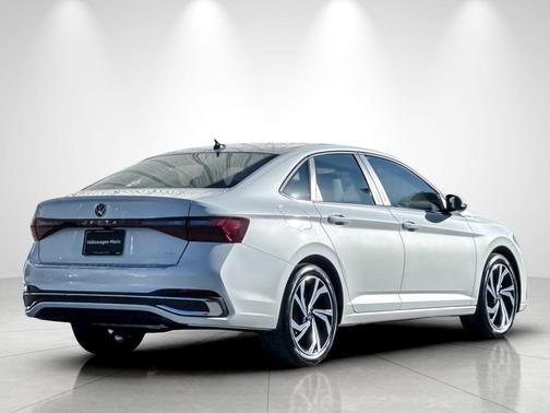 Opal White Pearl 2026 Volkswagen Jetta 1.4T SEL