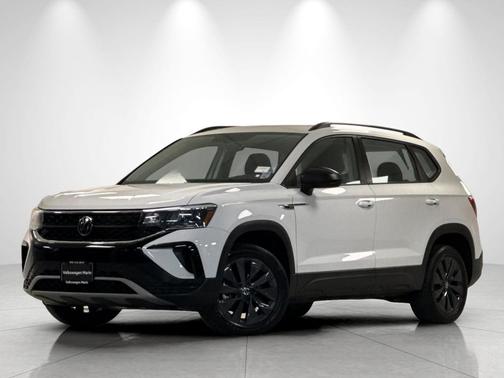 Pure White 2023 Volkswagen Taos 1.5T S