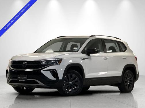 Pure White 2023 Volkswagen Taos 1.5T S