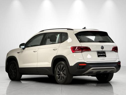 Pure White 2023 Volkswagen Taos 1.5T S