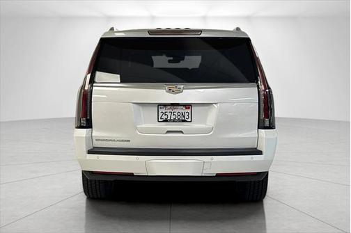 2020 Cadillac Escalade ESV Luxury